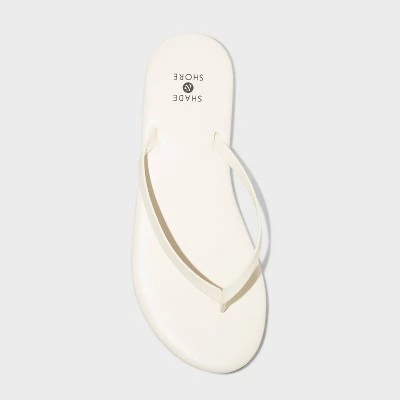 Shade & Shore Women's Cali Flip Flop Sandals - Shade & Shore™ Gold 2 Shade & Shore Women's Cali Flip Flop Sandals - Shade & Shore™ Gold - Image 2